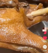 �����ٲ�һ±�����ʳ����������У��ŵ꣺�м����������Ъҵ��