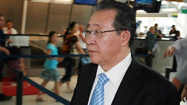 �������߶����������վ������г�����ᣬ��ͻȻȡ����������